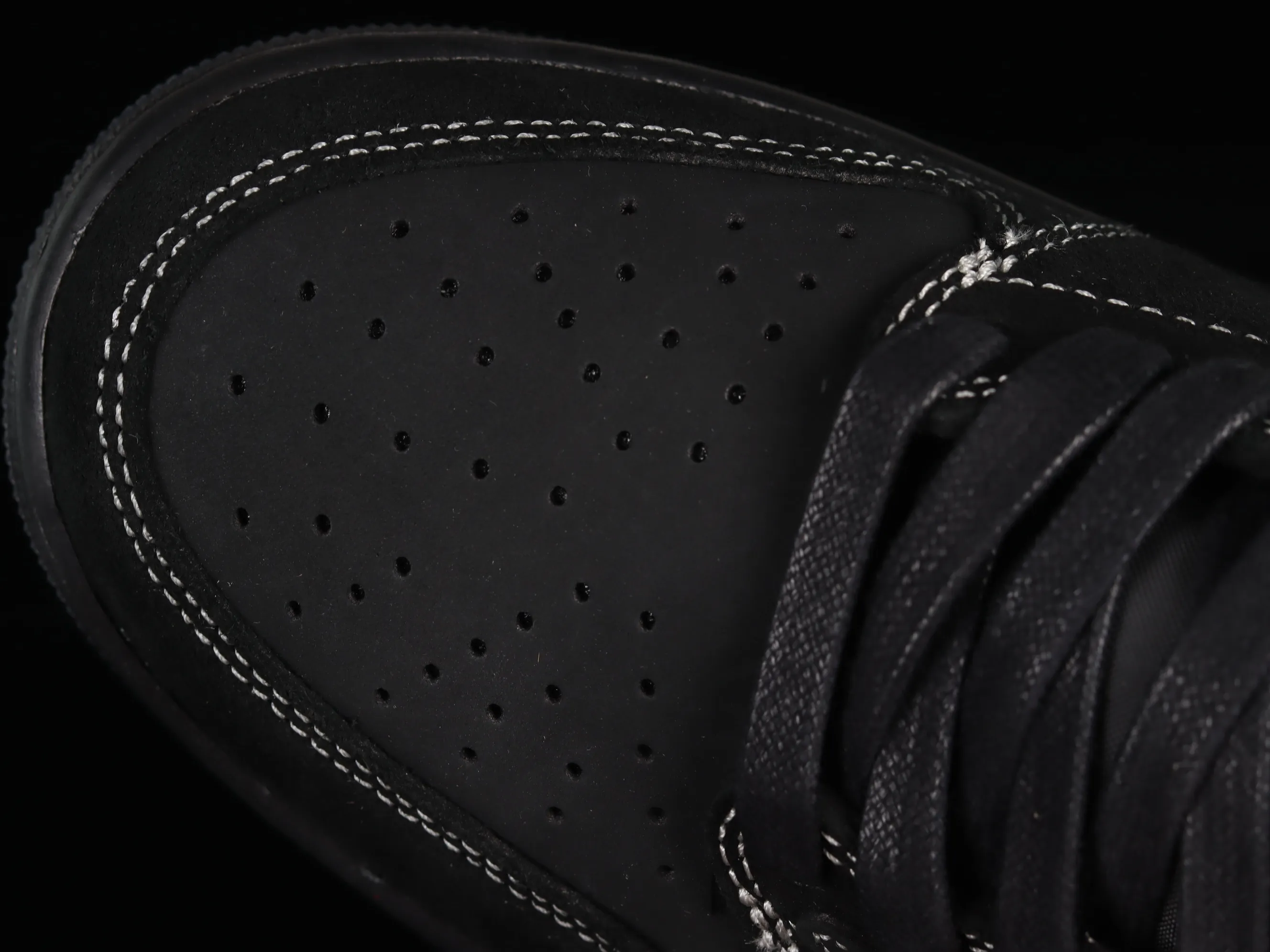 All Categories Air Jordan Jordan Series Basketball Shoes Air Jordan 1 Low Pure Original Version Travis Scott x Air Jordan 1 Low OG "Triple Black" AJ1 Joe 1 Black Warrior Overhook DM7866-001